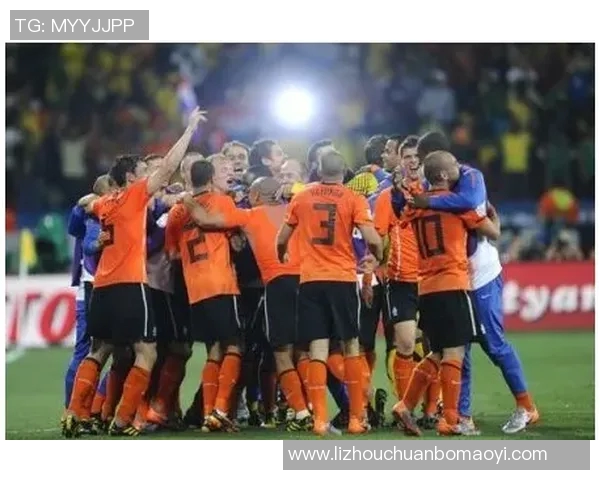 利昂与阿特拿斯的精彩对决揭示足球战术与团队精神的较量