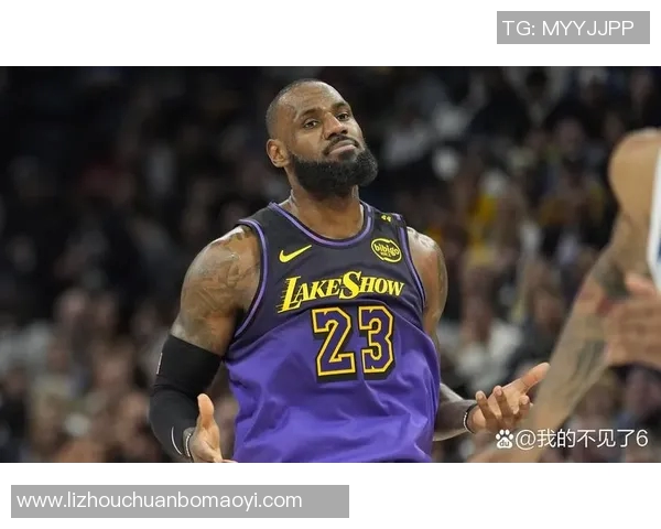 詹姆斯的传奇之路:从天才少年到篮球巨星的辉煌历程与影响 詹姆斯的传奇之路:从天才少年到篮球巨星的辉煌历程与影响