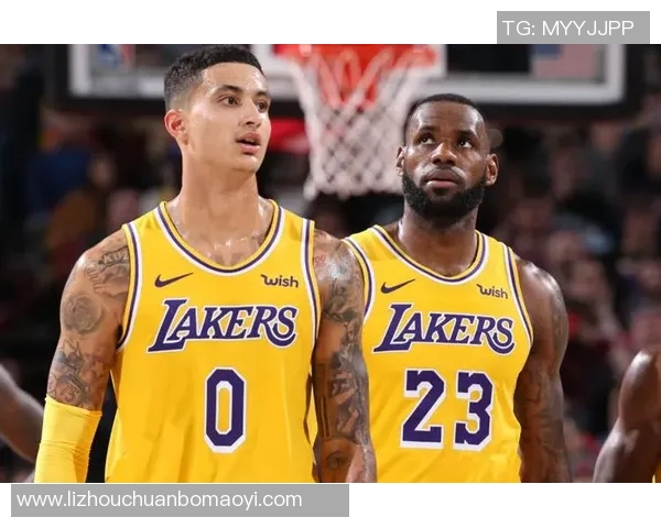 湖人队与国网球队激战正酣谁将赢得这场篮球盛宴的最终胜利